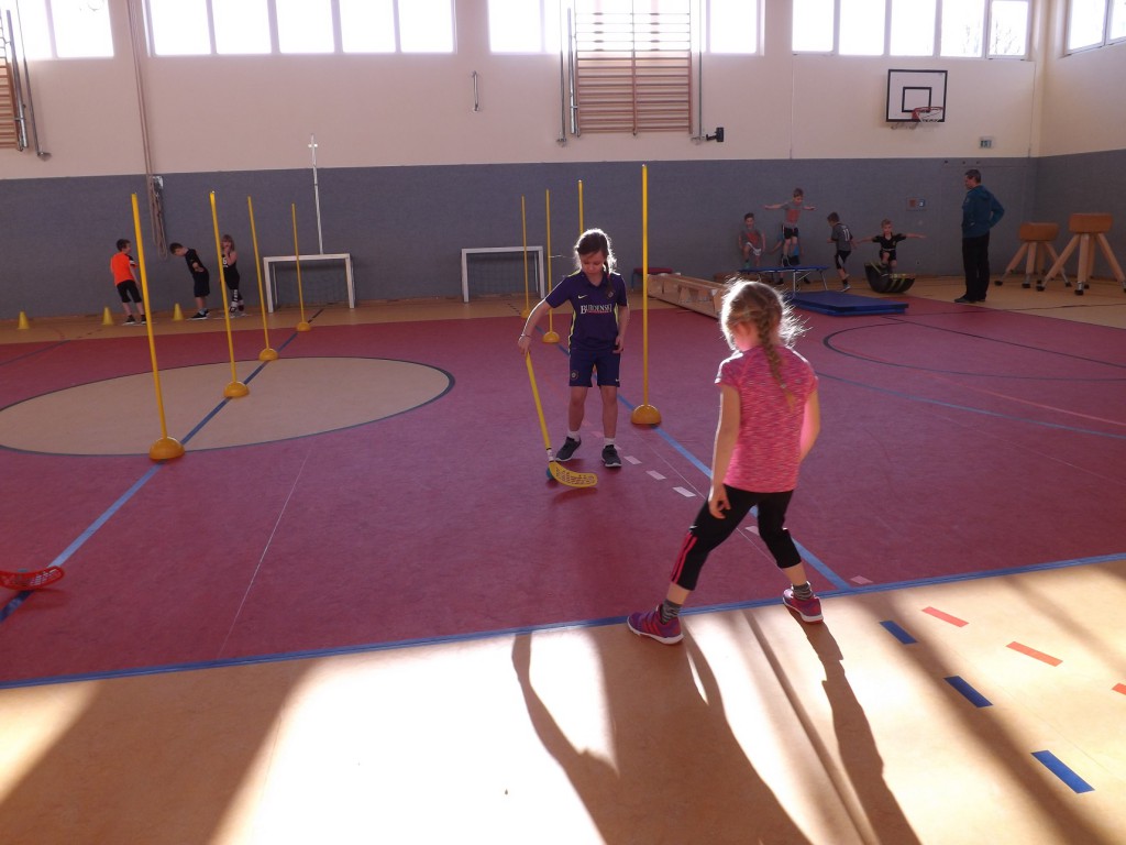 assets/theme/content/images/Olympia/04_Eishockeytraining.JPG